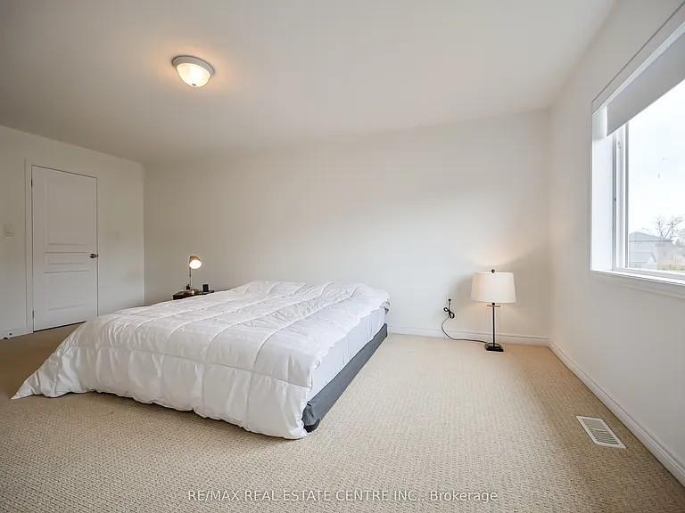 226 Lormont Blvd — Photo 24