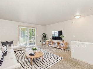 115 NE 109th Ave APT A, Portland, OR 97220