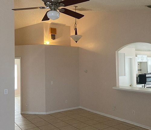 3rd image of 1819 Olivia Cir