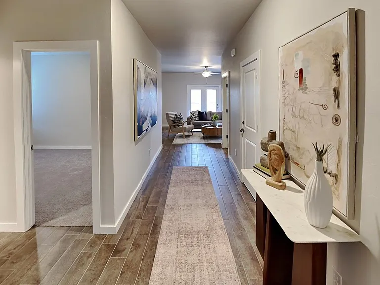 12405 Armstrong Dr — Photo 4