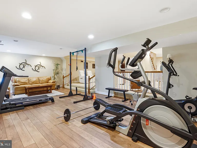 7715 Crossover Dr — Photo 69