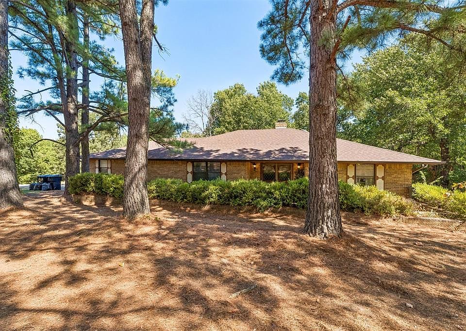 1st image of 14016 W Andrew Ln