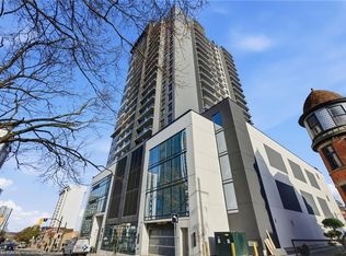 15 Queen St S #609, Hamilton, ON L8P 0C6