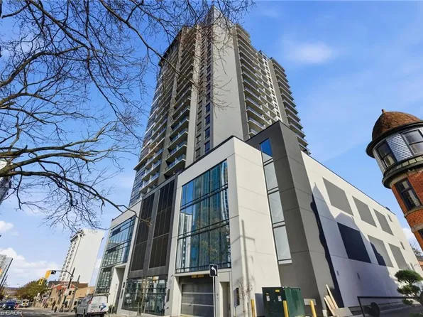 15 Queen St S #609, Hamilton, ON L8P 0C6