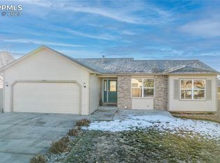 945 Modell Dr, Colorado Springs, CO 80911