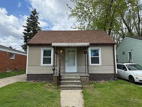 7033 Westminster Ave Photo 1