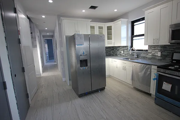 Rented by Bedford 6 Real Estate | media 15