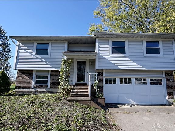 2nd image of 10111 Forestedge Ln