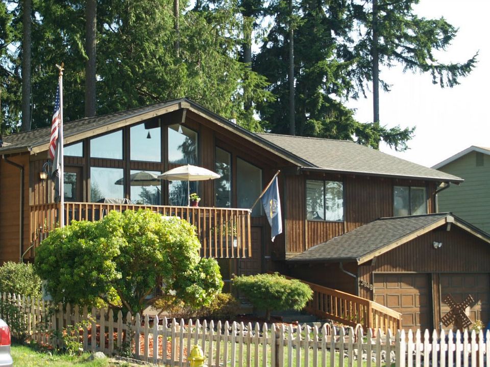1st image of 3949 SE Conifer Park Dr