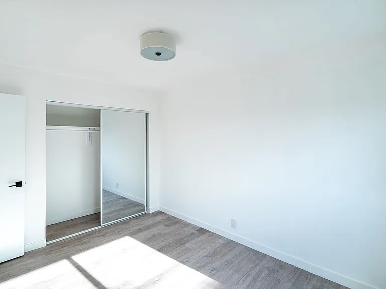 3168 Wabash Ave — Photo 12