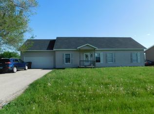 501 Brentwood Rd, Machesney Park, IL 61115