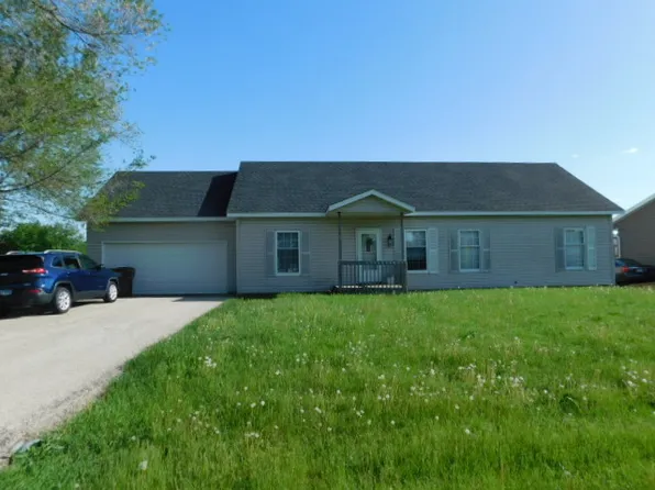 501 Brentwood Rd, Machesney Park, IL 61115