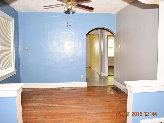 4th image of 3851 Bingham Ave