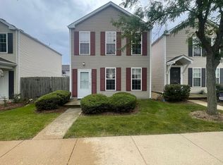 1077 Serendipity Dr, Aurora, IL 60504