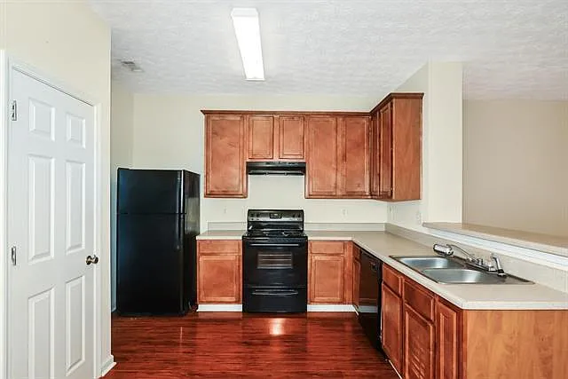 2 bed, 2.5 bath, $1,495 — Photo 4