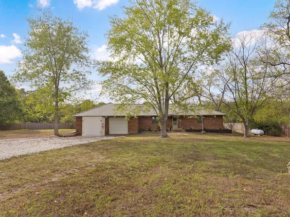 371 Red Top Road, Buffalo, MO 65622