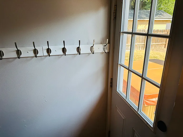 2038 Lewis Ave — Photo 20