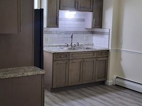 44 Campbell Ter, Pawtucket, RI