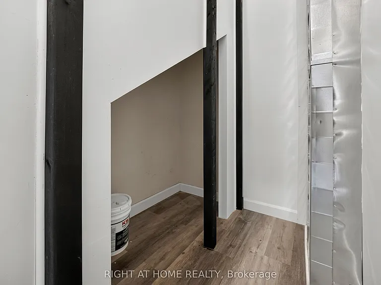 279 Darling St #2 — Photo 6