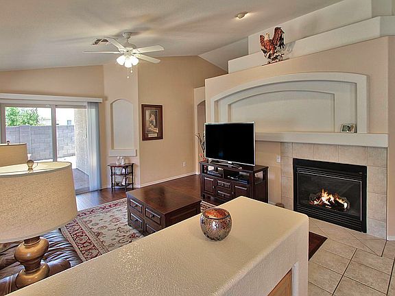 3rd image of 7067 W Harcuvar Dr