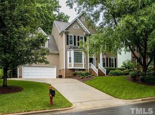 107 S Fern Abbey Ln, Cary, NC 27518