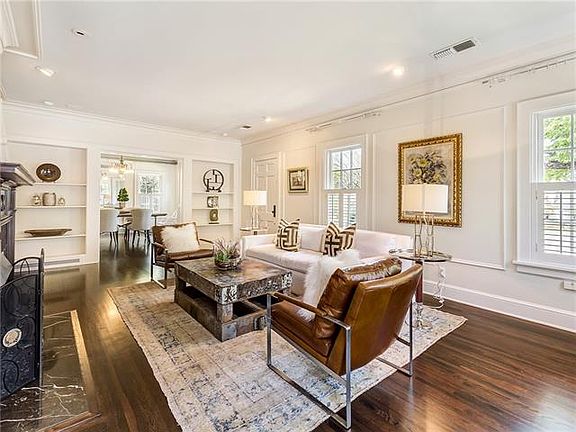 4th image of 3201 Avondale Ave