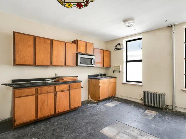 1809 Adam Clayton Powell Boulevard image 16 of 18