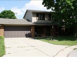30 Maple Ct, Hartford City, IN 47348