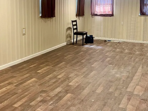 92 Leonard Street image 12 of 17