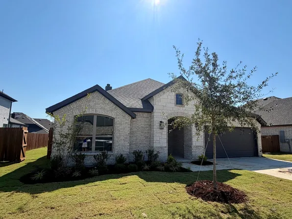 4806 Bel Air Dr, Midlothian, TX 76065