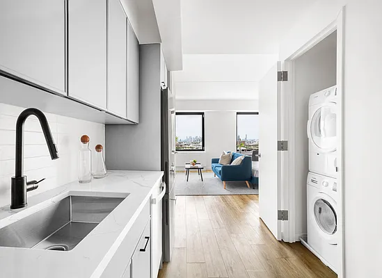 Rented by MNS | media 3