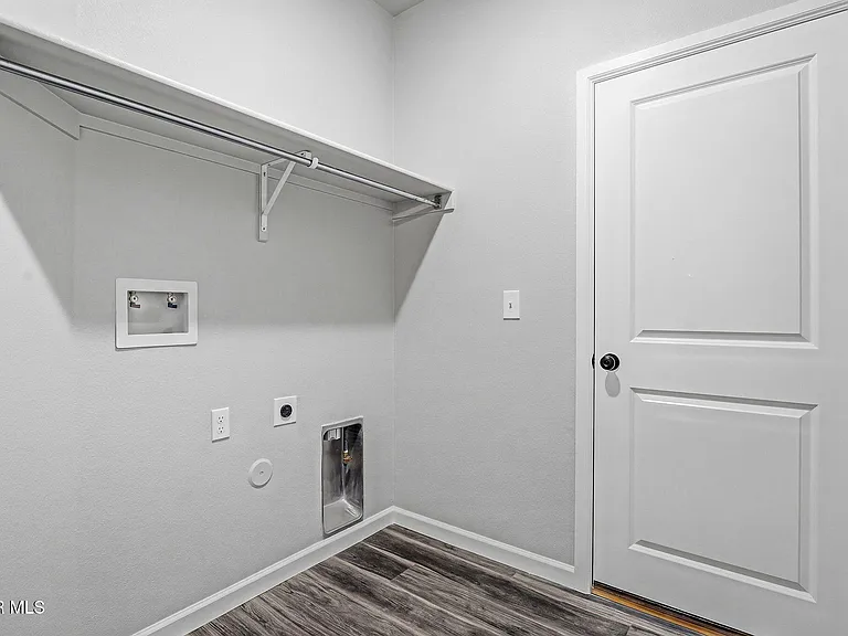 6070 Zinc Hill St — Photo 19