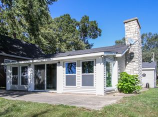 917 N River Rd, McHenry, IL 60051