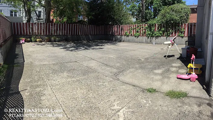 Rented by Alexiou Realty | media 13