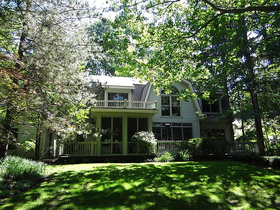 2nd image of 6940 Pier Cove Ln