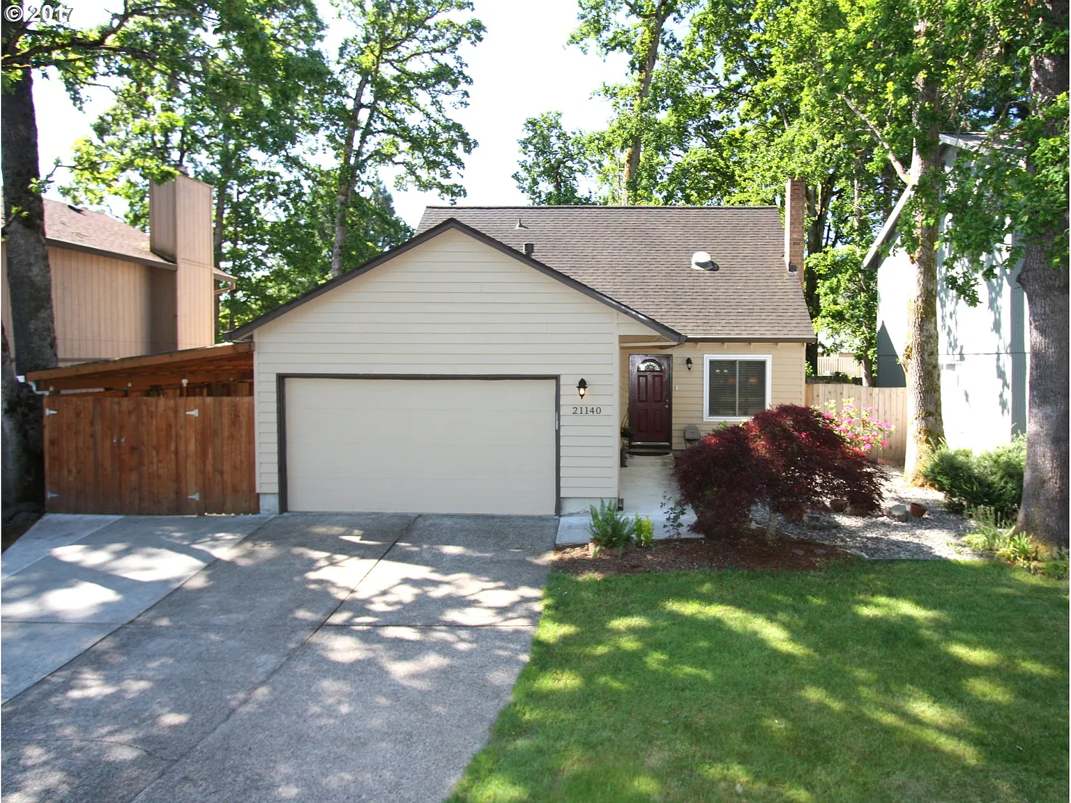21140 SW Jay St photo 1