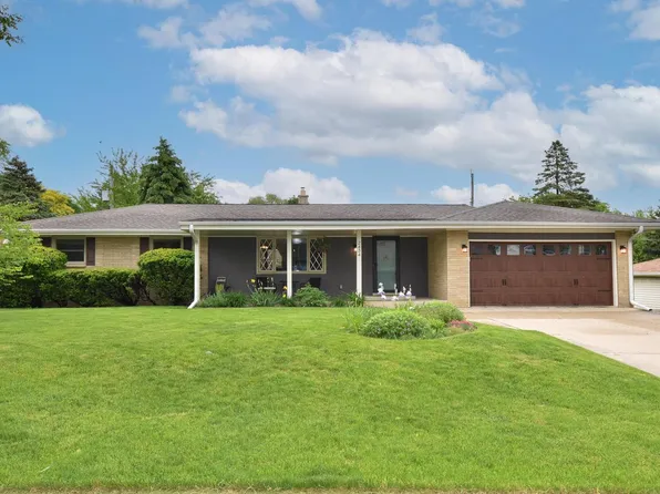 2434 North 115th STREET, Wauwatosa, WI 53226