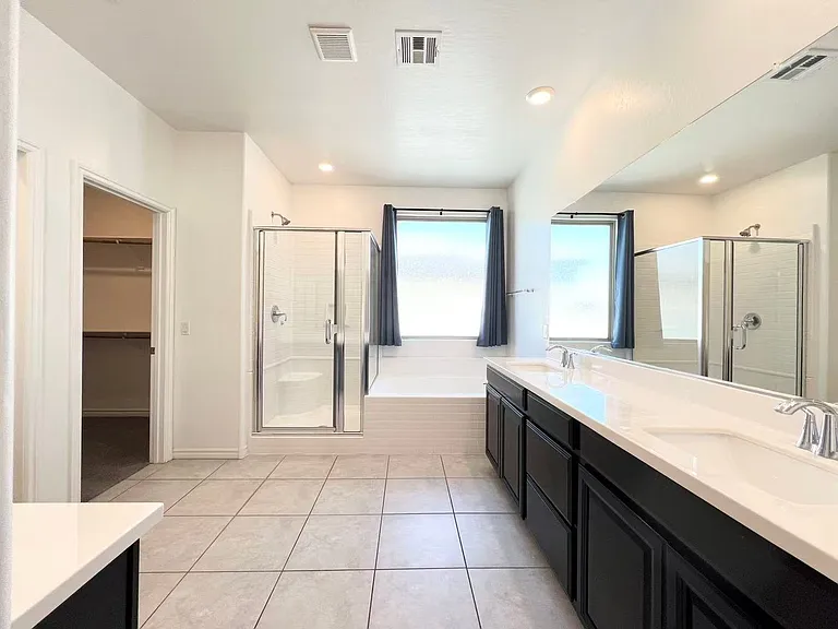 925 Bayberry Ridge St — Photo 18