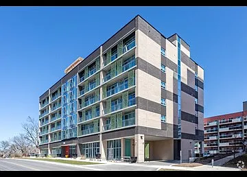 250 Albert St Photo 1