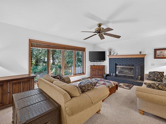 5th image of 873 Peregrine Cir
