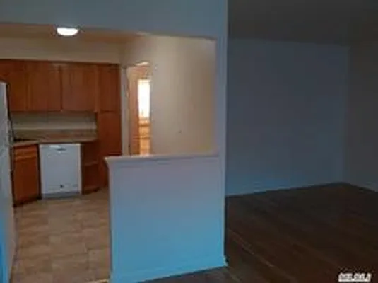 Rented by Virginia Rallis, LREB | media 3