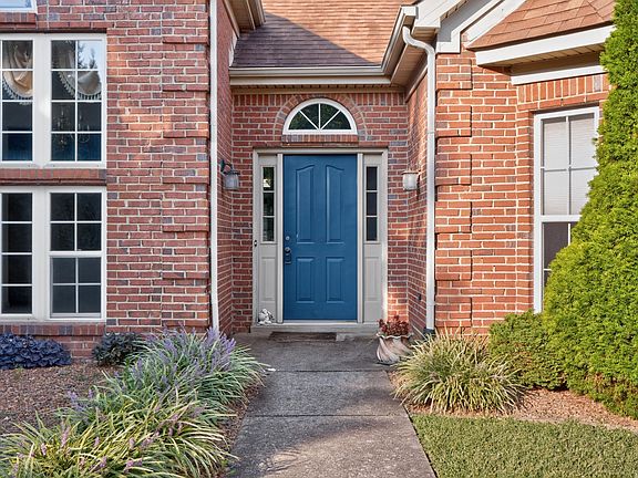 4th image of 3233 Drayton Pl