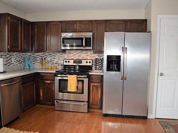 3rd image of 5610 Dove Meadow Ln