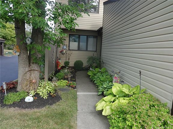 3rd image of 1301 Netherton Ct