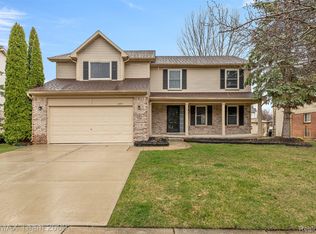 21717 Hildebrandt Dr, Flat Rock, MI
