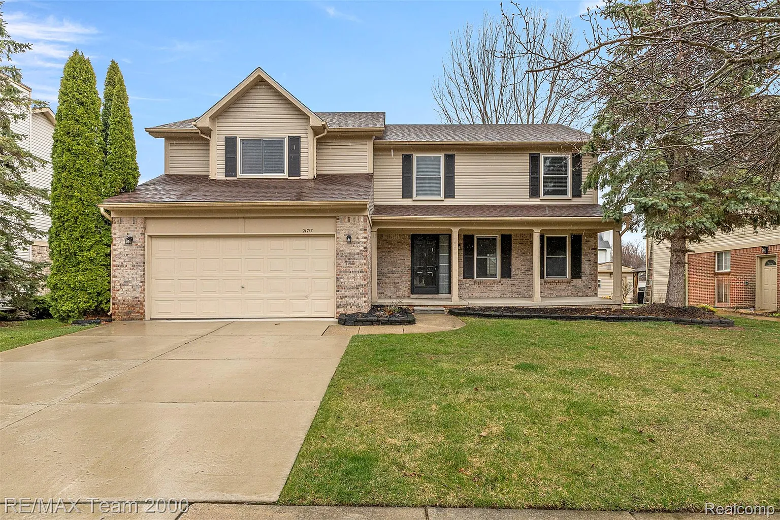 21717 Hildebrandt Dr photo 1