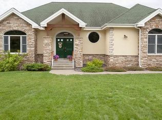 416 Hastings Dr, Duluth, MN 55803