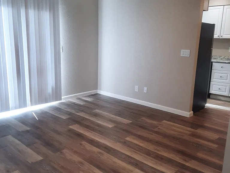 Canyon Club Apartments — Photo 17