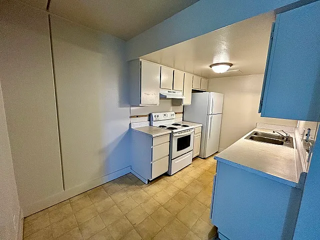24248 534th Ave #204B — Photo 2