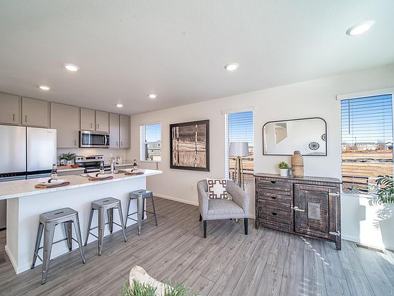Kitchen living